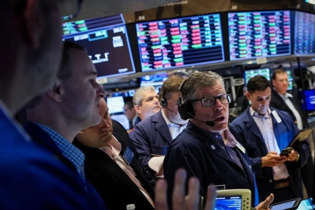 Queda dos mercados asiáticos sob pressão do rendimento dos títulos e preços do petróleo; mercado indiano permaneceu estável