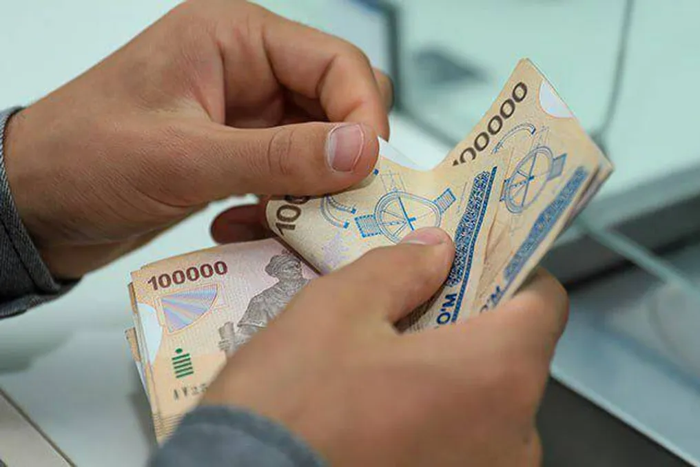 Средняя зарплата в Узбекистане превысила 7 млн сумов; выявлены отрасли и регионы с самым высоким ростом