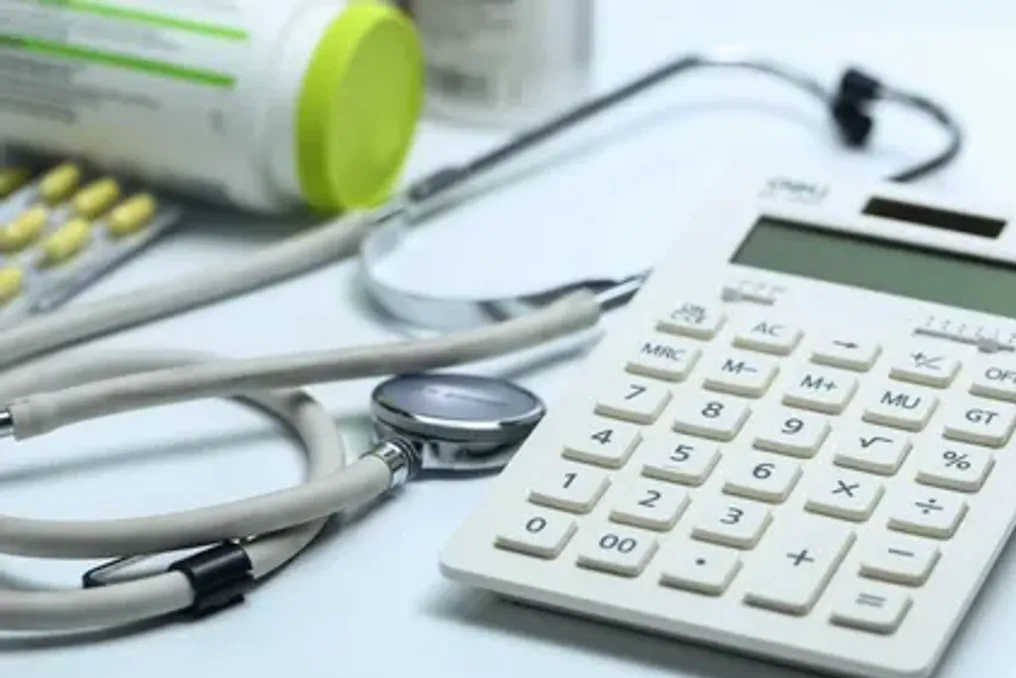 Aumento das contribuições de seguro médico na África do Sul em 2027 quase dobra a recomendação do regulador