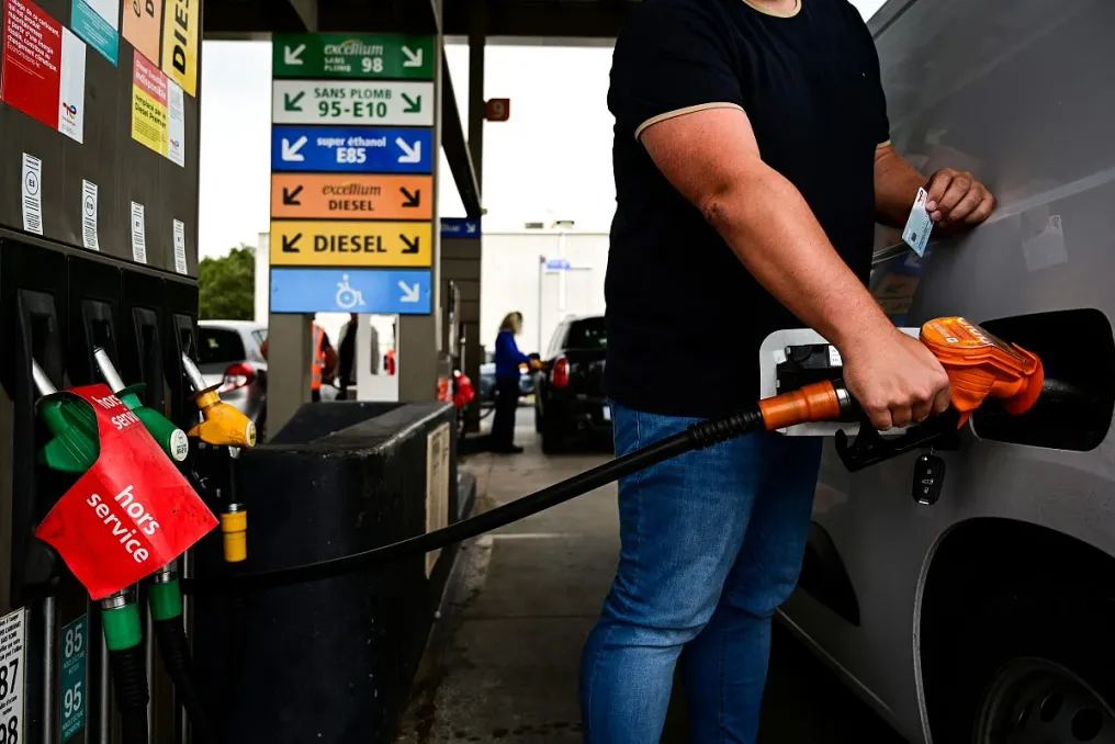 Explanation of Differences in Gasoline Prices Between European and Arab Countries