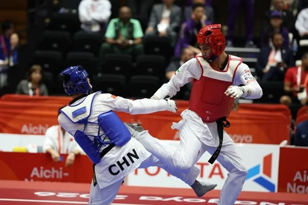 Arian Salimi do Irã conquistou medalha de ouro em taekwondo nos Jogos Asiáticos de 2026
