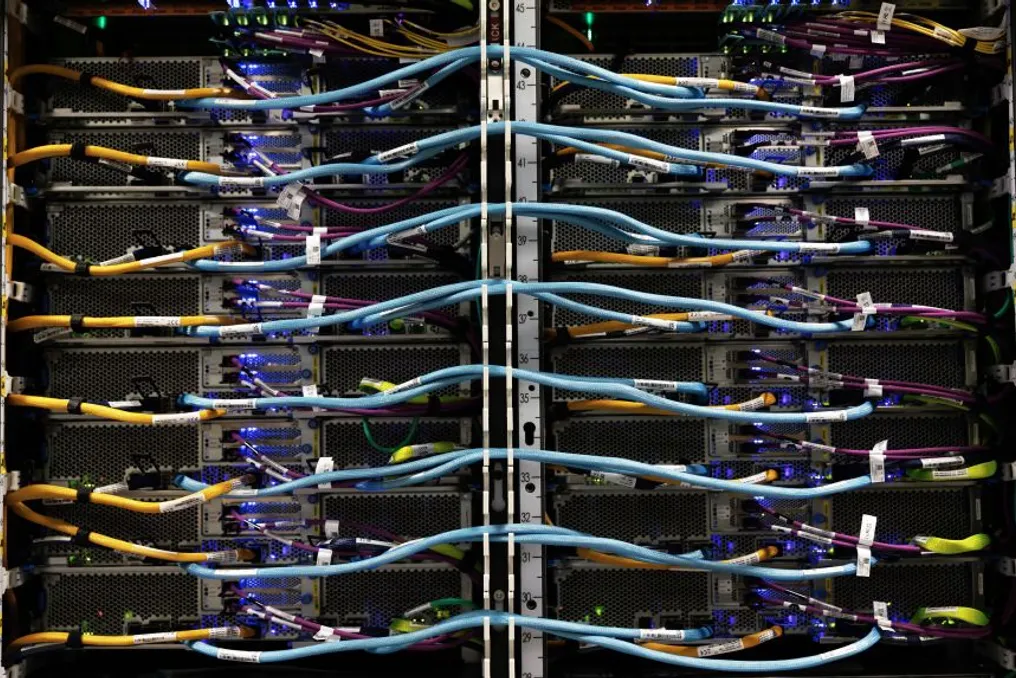 Alguns especialistas tentam evitar a IA, apesar de suas profissões terem sido as primeiras a mudar graças à inteligência artificial