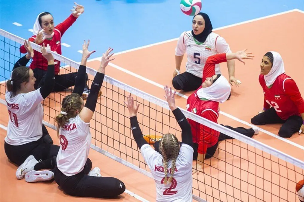 Treinador de vôlei sentado do Irã, Hadi Rezaei, declara ambições da seleção iraniana nos Jogos Paralímpicos Asiáticos