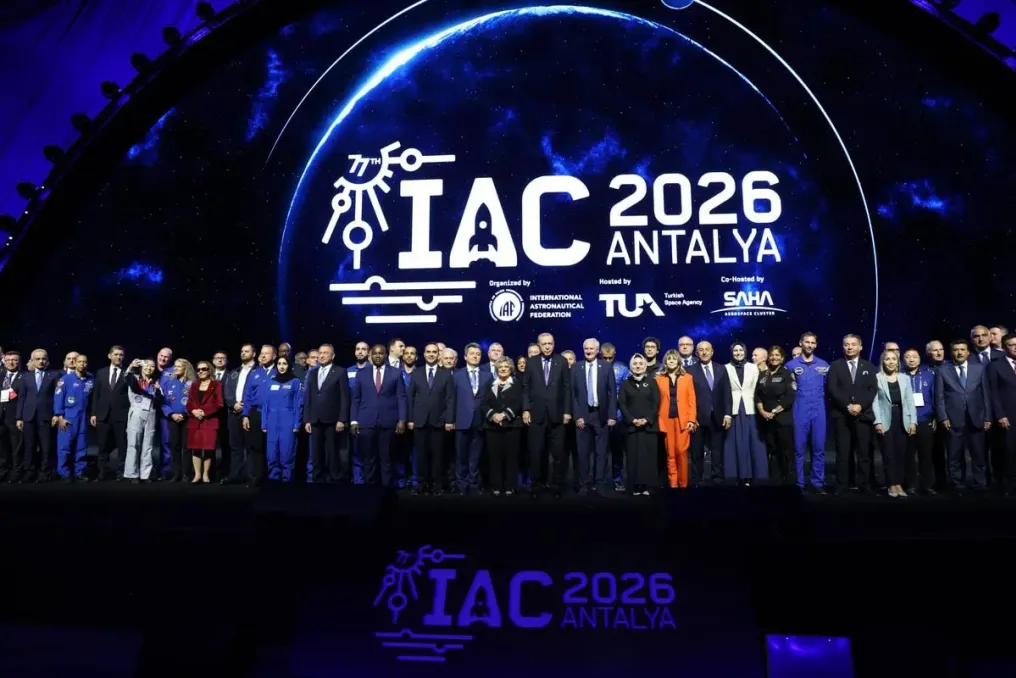 Uzbequistão apresenta prioridades de desenvolvimento do setor espacial na IAC-2026