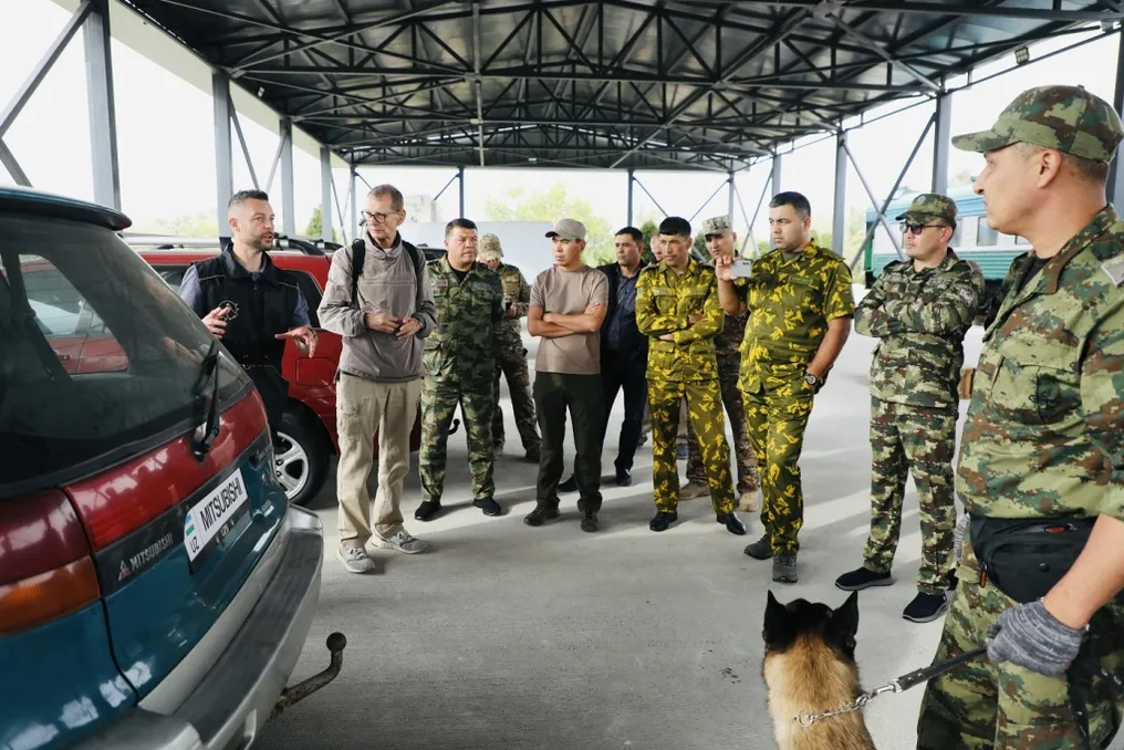 Uzbequistão realiza treinamento de especialistas em busca de armas e explosivos com participação do OSCE