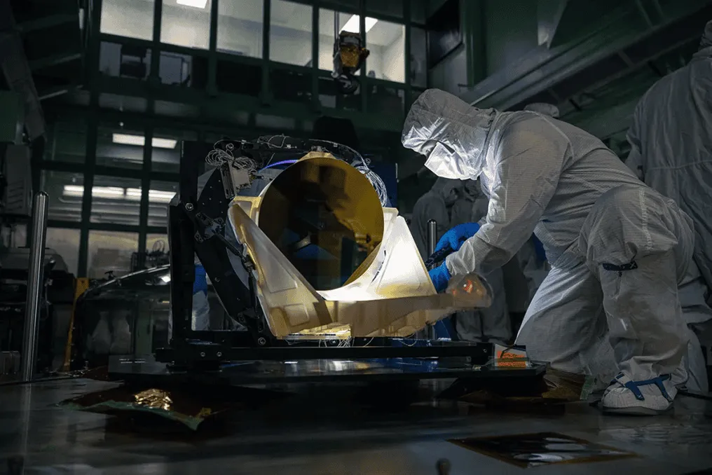 NASA avança no desenvolvimento de telescópio para detecção de ondas no espaço-tempo na missão LISA