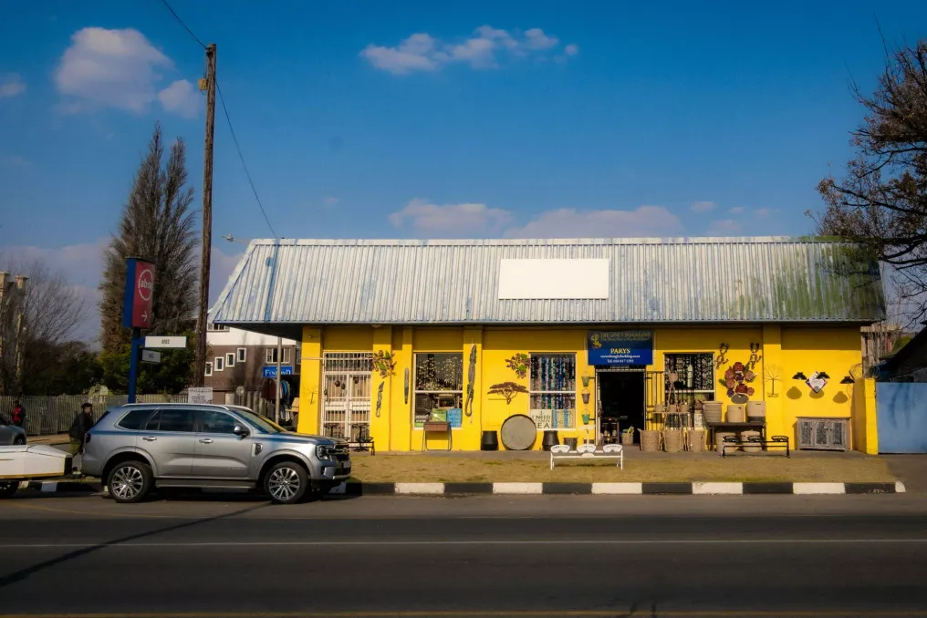 Dicas para economizar em viagens pela África do Sul com o aumento dos preços da gasolina