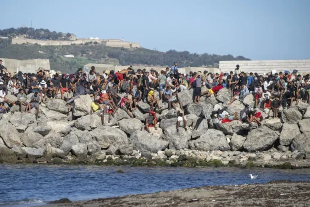 Em Ceuta, mais de 3.000 menores estrangeiros se encontram em centros de acolhimento sob tutela governamental