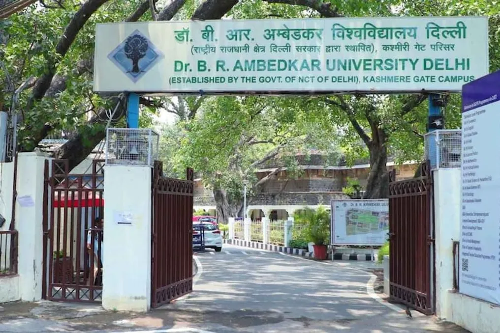 Ambedkar Universitetida nizom buzilishi va xavfsizlik xodimlariga hujumdan soʻng oʻn talaba cheklab qoʻyildi
