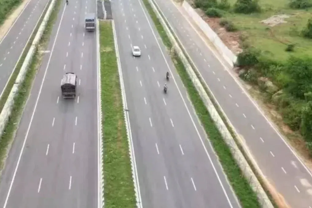 Construção da rodovia expressa Delhi-Mumbai pode não ser concluída antes de dezembro de 2029