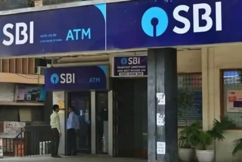 SBI aumenta as taxas de juros dos empréstimos habitacionais; saiba o novo valor da EMI