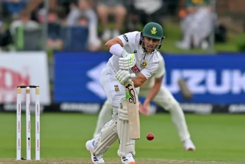 Proteas Gqeberheʼdagi birinchi test oʻyinida Scott Bolandning yorqin ijrosidan soʻng bosim ostida