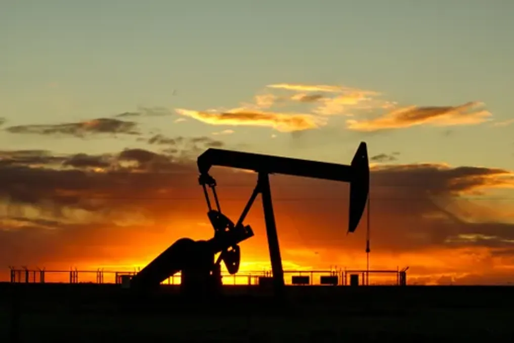 Oil prices rose amid supply disruption fears, while tech sector caused stock market decline