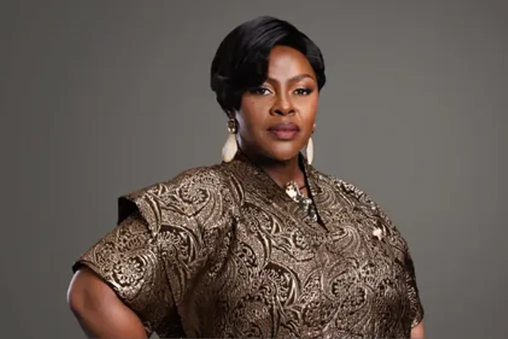 Dawn Thandeka King возглавит новый драматический сериал Mzansi Magic «Inyosi»