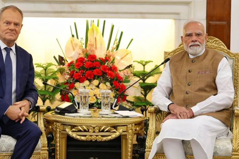 मोदी और तुस्क ने रक्षा, अंतरिक्ष और ऊर्जा के क्षेत्र में भारत और पोलैंड के बीच रणनीतिक साझेदारी को गहरा करने पर चर्चा की