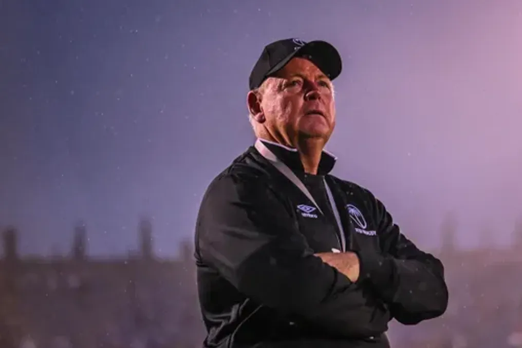 Jake White elogia o potencial das Fiji após vitória sobre o Japão sob o comando de Eddie Jones