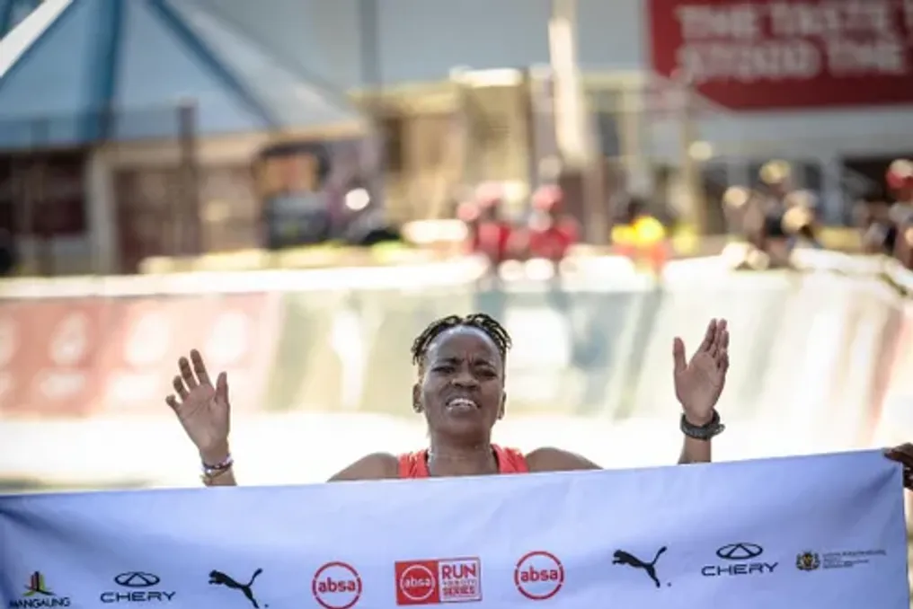 Glenrose Haba vence a corrida Absa Run Your City em Mangaung em 2026