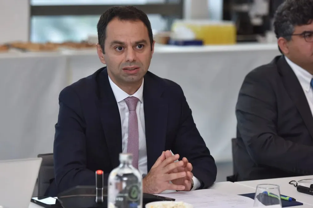 Neft va dengizchilik sohasidagi buzilishlar Turkiyaning qayta tiklanuvchi energiya rejalarini amalga oshirishini tezlashtirmoqda