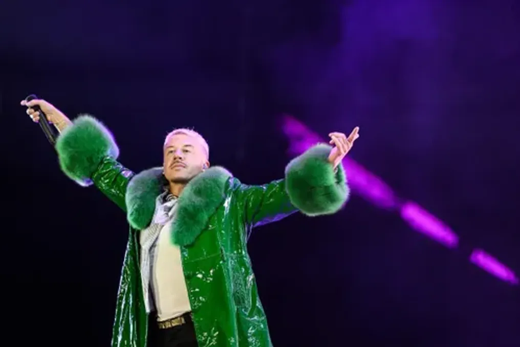 rapper Macklemore ने एड शीरन के शो से निकाले जाने के बाद 'फ्री पैलेस्टाइन' टूर शुरू किया