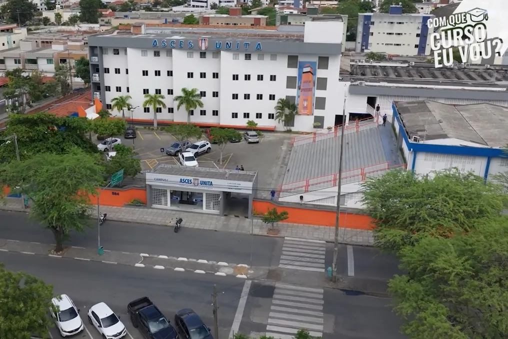 Asces-Unita apresenta cursos e caminhos de carreira para transformar vocação em profissão