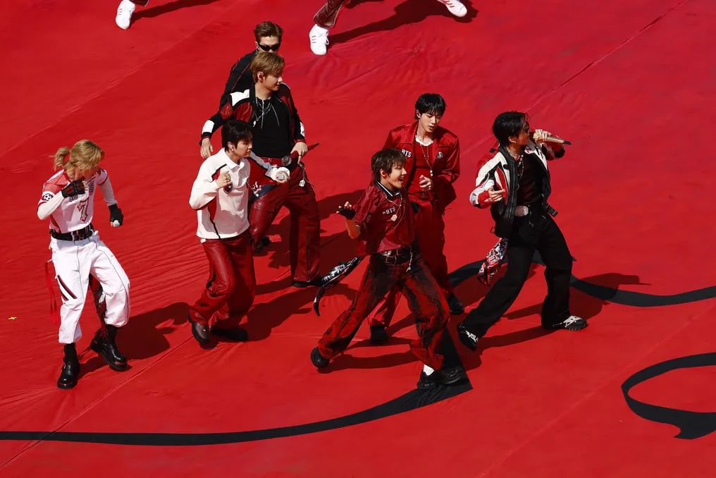 Previsão do tempo para os shows do BTS em São Paulo, com alerta de chuva