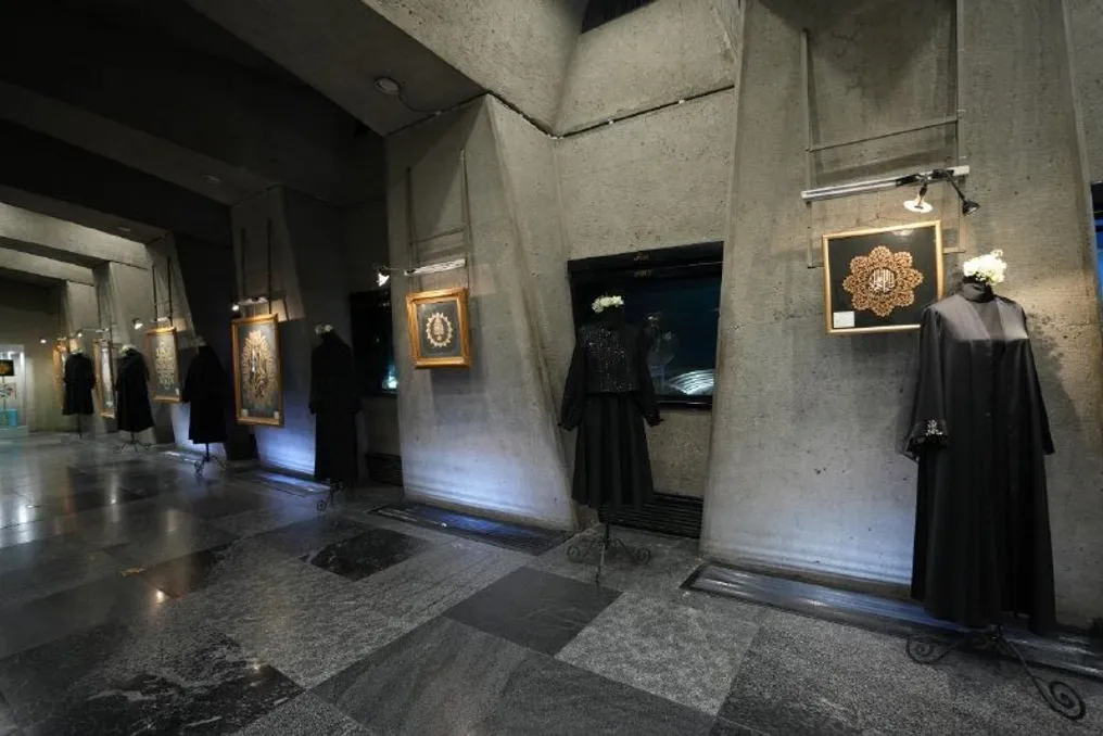 Exposição em Teerã dedicada ao legado de Hazrat Fatimah Zahra através da arte