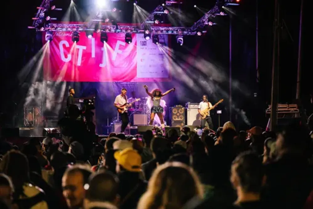 Cape Town Xalqaro Jazz Festival bir oyga kengaydi va shaharni sahna qilib koʻrsatadi