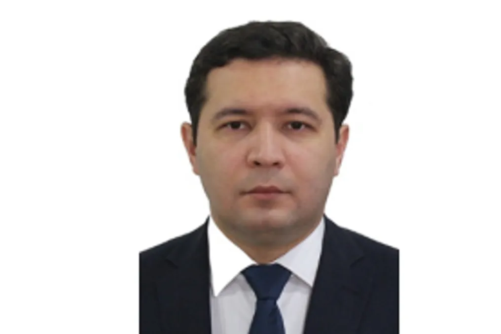 Jamshid Abdusalamov iqtisodiyot fanlari boʻyicha doktor dissertatsiyasini himoya qildi